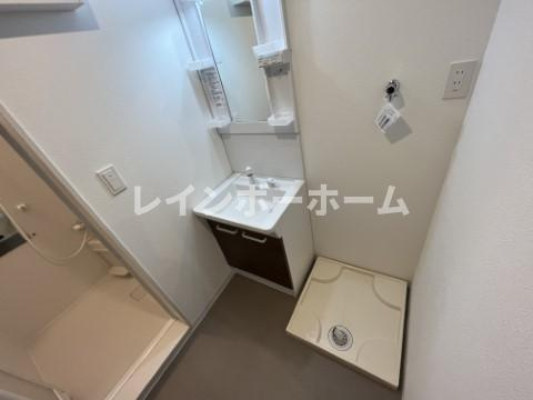 ジーメゾン与野中央の独立洗面台|※同施工写真。