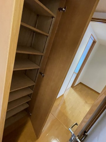 川崎市多摩区布田の賃貸マンションの収納