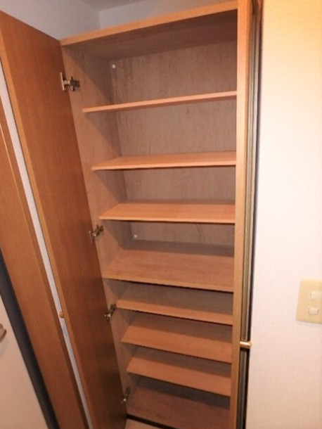 フォレスト向河原の収納|他のお部屋の参考写真となります。