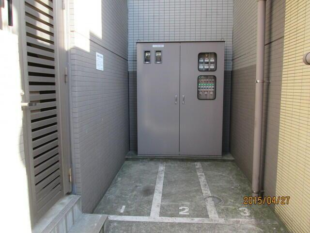 日神デュオステージ経堂のその他共用部分|バイク置場 