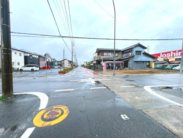 新築戸建　一宮市篭屋2丁目　全1区画分譲の前面道路含む現地写真|「現地（2026年7月6日）撮影」　
■前面道路　
■ヤマダ不動産　株式会社リライフ