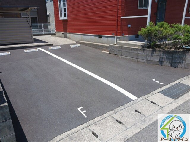 タウニーＳＢの駐車場