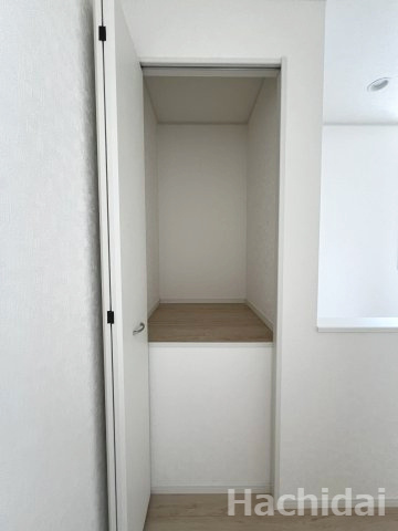 碧南市浜田町第1　新築戸建＜2号棟＞の収納