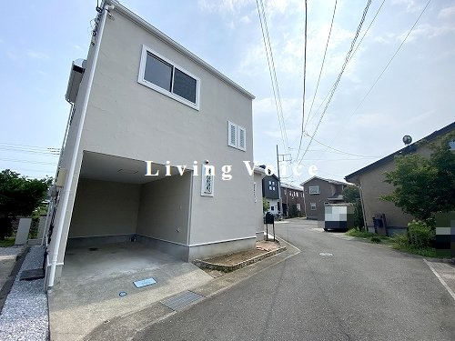【前面道路含む現地写真】 | 【仲介手数料０円】大磯町東小磯　中古戸建 | 大磯町東小磯　中古戸建