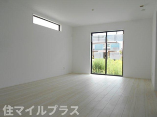 【居間・リビング】 | 郡山市富田町前川原新築一戸建て5棟 | ゆったり過ごせるリビングです