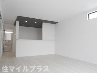 【居間・リビング】 | 郡山市富田町前川原新築一戸建て5棟 | 使いやすい居間です