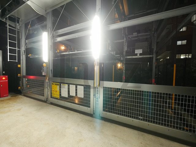 リビオメゾン横濱大通り公園の駐車場