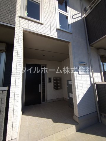 ＲＩＮＧ　ＳＥＬＥＣＴのエントランス
