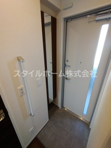 ＲＩＮＧ　ＳＥＬＥＣＴの玄関