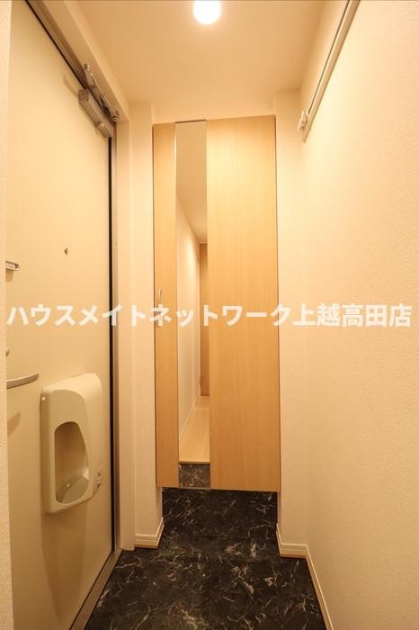 グランベルデの玄関|玄関