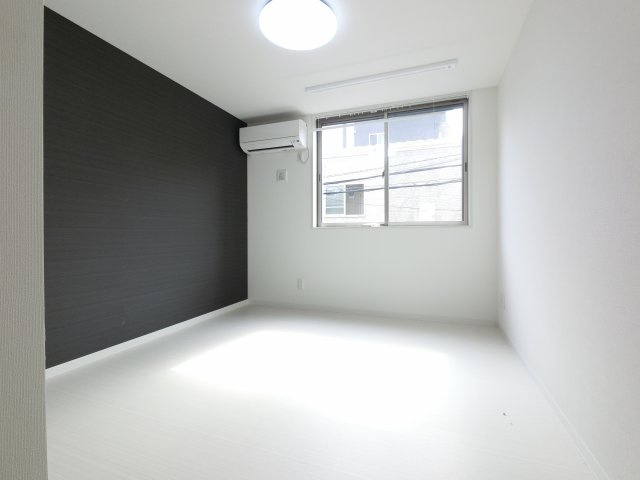 【寝室】
