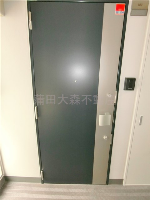 Mell maison Toshiの玄関