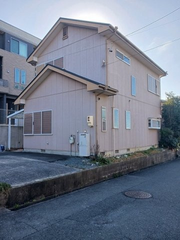 東小浜町戸建住宅の外観|落ち着いた雰囲気の外観です