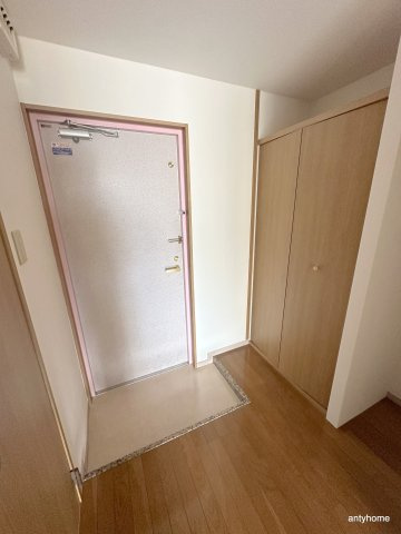 フィレンツェ　仲介手数料無料の玄関