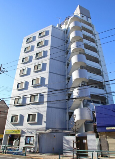足立区梅田２丁目の賃貸マンション