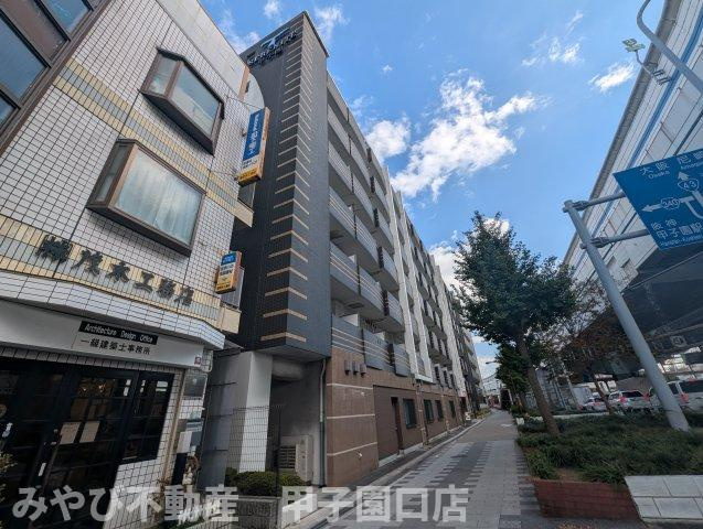セレニテ甲子園Ⅰの外観