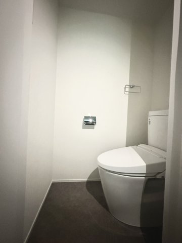 Jack tsutsumiⅠのトイレ|ゆったりとした空間のトイレです