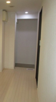 Ｒｉｓｉｎｇ　ｐｌａｃｅ巣鴨の玄関