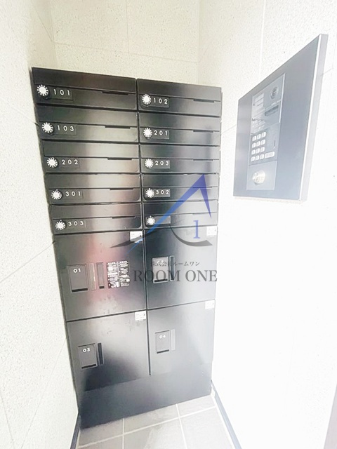 CFジオーレ西小岩のその他共用部分|集合ポスト、宅配ボックスです。
