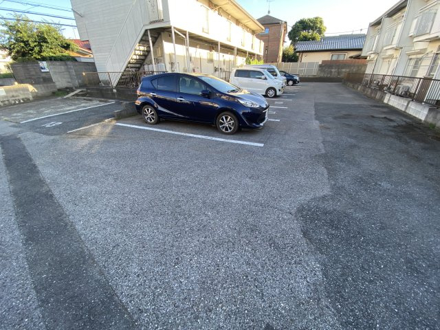 【駐車場】