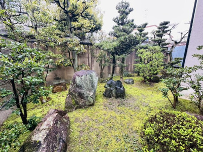 【庭】 | 小山花木町　邸宅