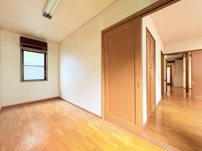 【洋室】 | 小山花木町　邸宅
