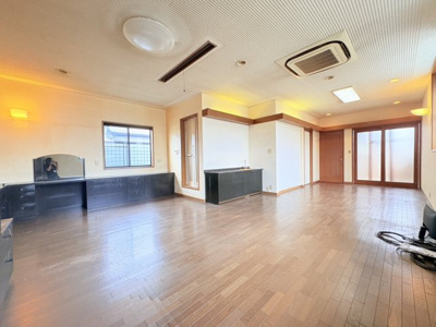 【洋室】 | 小山花木町　邸宅