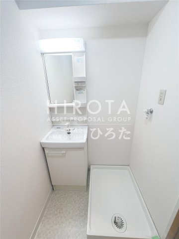 ベスト興産ビルの洗面所
