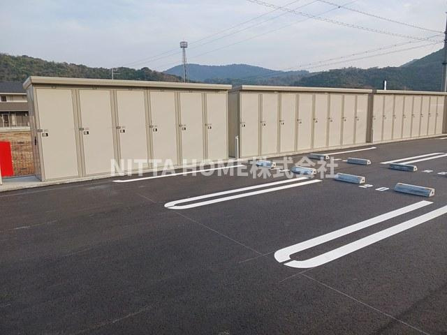アンソレイエ高浜Ⅱの設備|外部物置付きで大きな収納にも便利です★