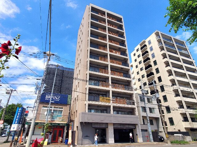 ネベル円山公園表参道