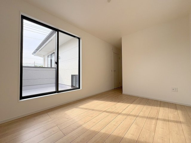 三郷市幸房　新築戸建　全1棟の洋室|同施工会社の参考写真になります。
