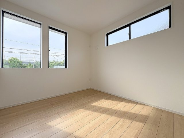 三郷市幸房　新築戸建　全1棟の洋室|同施工会社の参考写真になります。