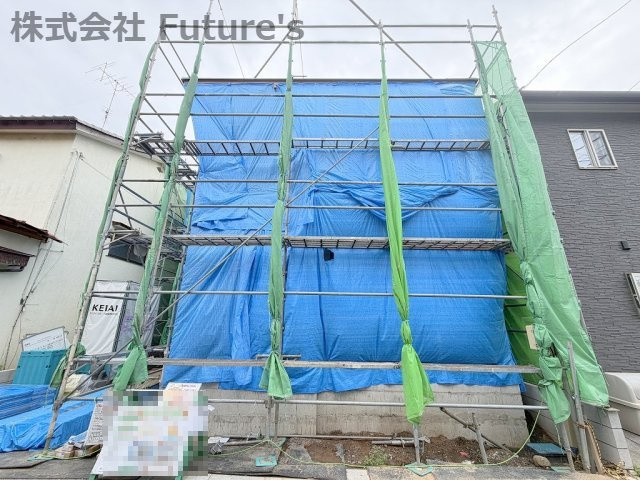 三郷市幸房　新築戸建　全1棟の外観|幸房小学校まで徒歩6分でお子様の通学も安心