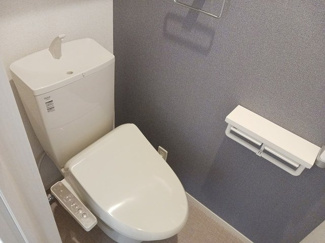 【トイレ】 | ジェルメＴ | 落ち着いた色調のトイレです