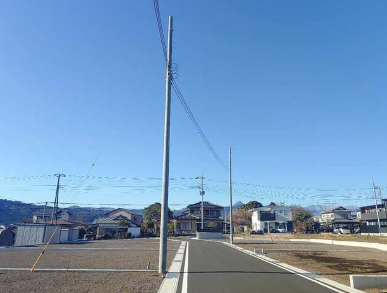 新築戸建　富士宮市淀平町第2第2期　全4棟　5号棟の前面道路含む現地写真|5号棟