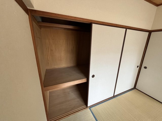 ロイヤルサルーン真鶴の収納
