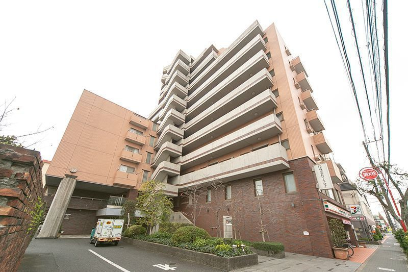 アビタシオン大島の外観