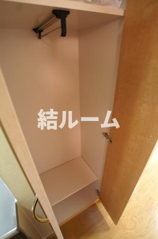 中野区丸山１丁目の賃貸マンションの収納