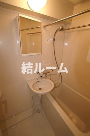 中野区丸山１丁目の賃貸マンションの浴室