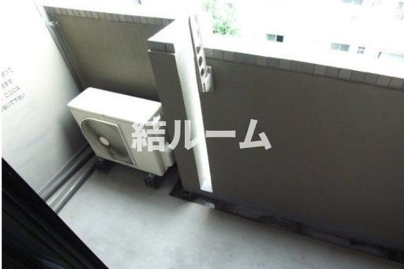 中野区丸山１丁目の賃貸マンションのバルコニー