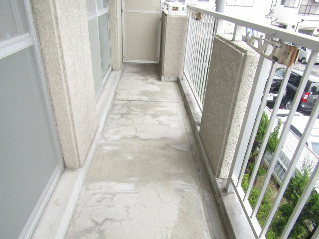 ファミール古川のバルコニー