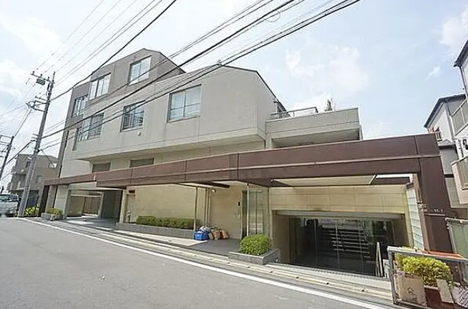 グラン・ブルー鷺沼の外観