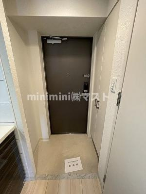 エスリード天六ラグジェの玄関