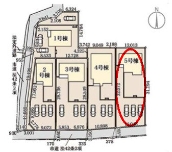 リーブルガーデンS第17渋川金井　5号棟の区画図|駐車場3台以上ご用意しています！並列駐車で出し入れしやすいです。
来客時も重宝します♪