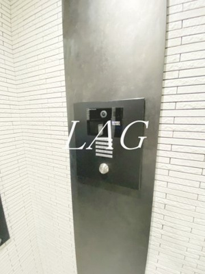 【セキュリティ】 | ロイヤルパーク高鼻 | オートロックです。
