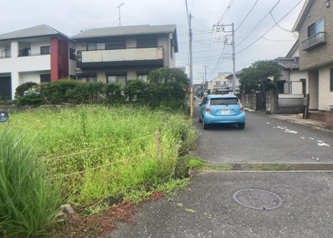 【外観】 | 物件の詳細については、現地を見てわかること以外に、役所や法務局などで調べないとわからないことがあります。そのため、現地に行く場合は、もしこの物件を買ったらどのような生活ができるかをイメージしましょう。