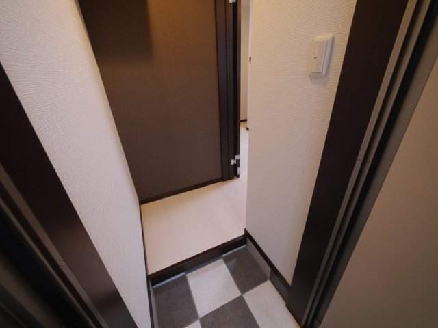 リテラ銀天町の玄関