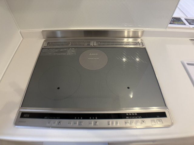 D-ROOM 中島の玄関