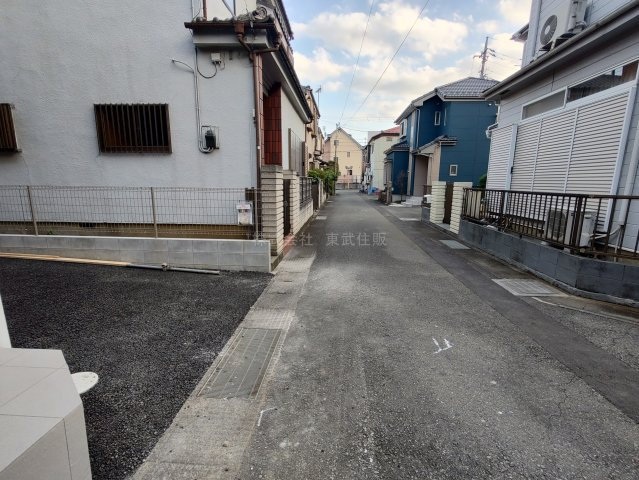 【前面道路含む現地写真】の画像