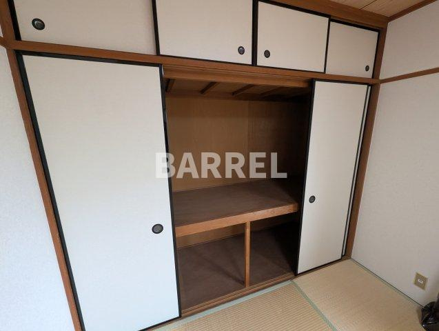 ロイヤルハイツ豊里A棟の収納
